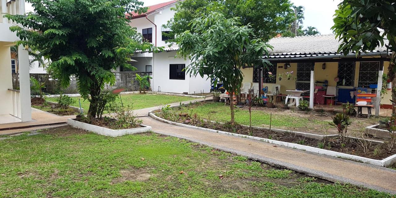 Mali Garden Resort Patong Kültér fotó
